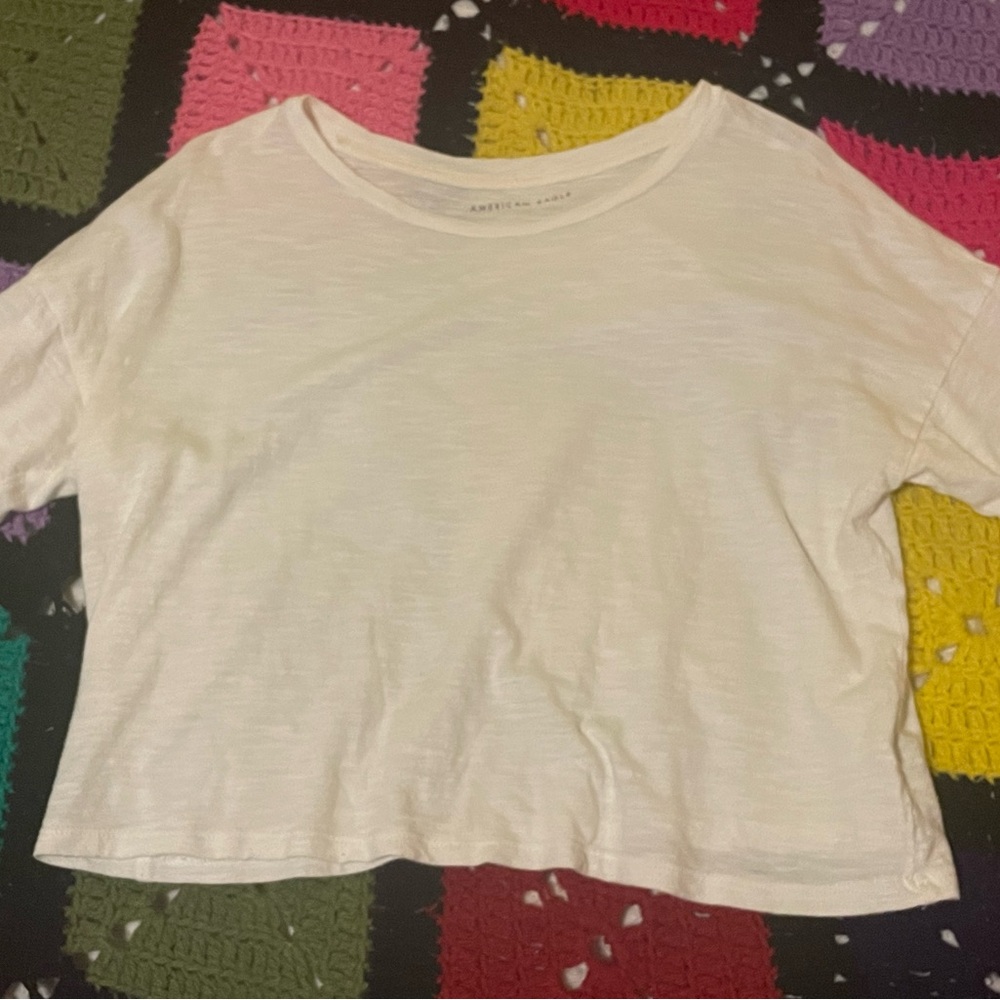 American Eagle off-white crop top
